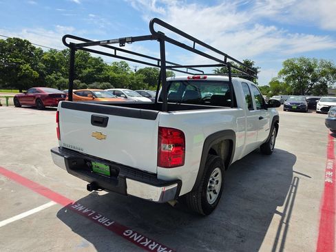 Used 2010 Chevrolet Silverado 1500 W/T RWD image 13