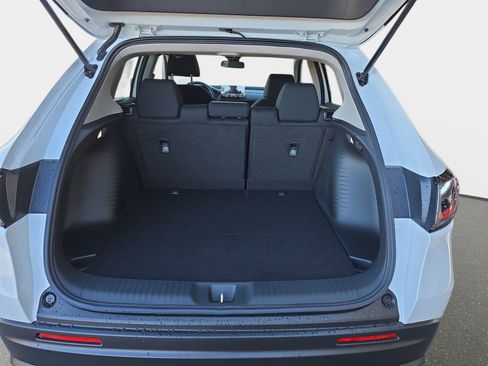 New 2026 Honda HR-V LX image 12