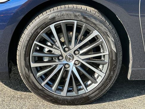 Used 2023 Lexus ES 350 w/ Premium Package image 35