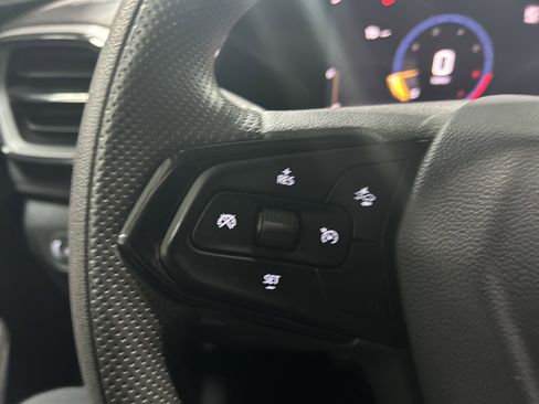 Used 2025 Chevrolet TrailBlazer LT image 14