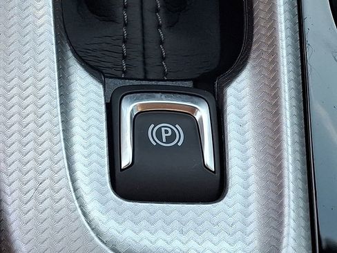 Used 2024 Buick Envista Avenir image 24