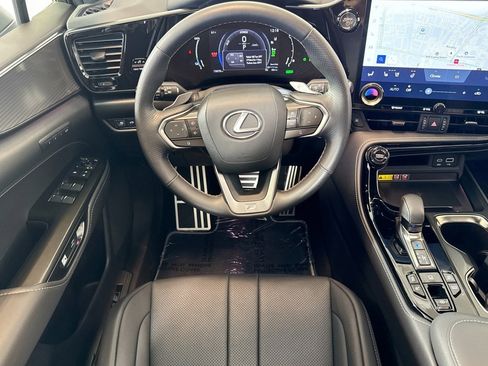 Used 2024 Lexus NX 450h+ F Sport image 21
