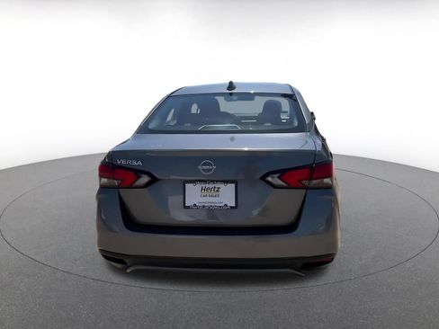 Used 2025 Nissan Versa SV FWD image 12
