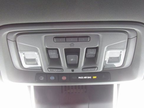 Used 2023 GMC Sierra 1500 Denali w/ Denali Reserve Package image 30