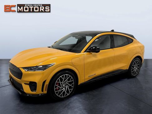 Used 2022 Ford Mustang Mach-E GT w/ GT Performance Edition AWD/4WD image 1