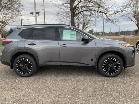 New 2026 Nissan Rogue SV image 2
