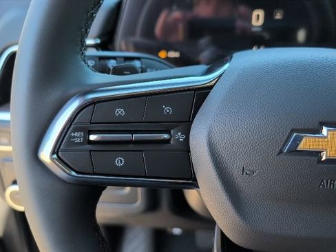 New 2026 Chevrolet Suburban Premier image 23