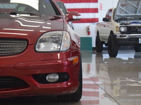 Used 2004 Mercedes-Benz SLK 230 image 6