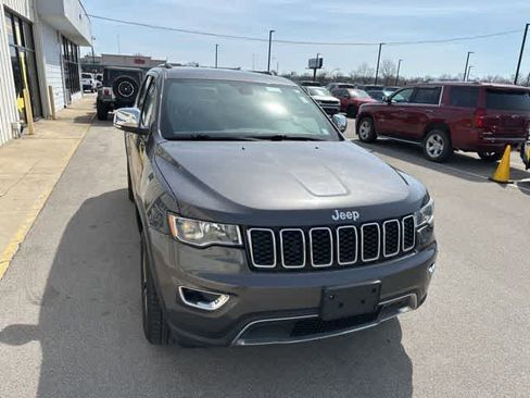 Used 2019 Jeep Grand Cherokee Limited image 23
