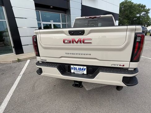 New 2026 GMC Sierra 2500 AT4 w/ AT4 Premium Plus Package AWD/4WD image 6