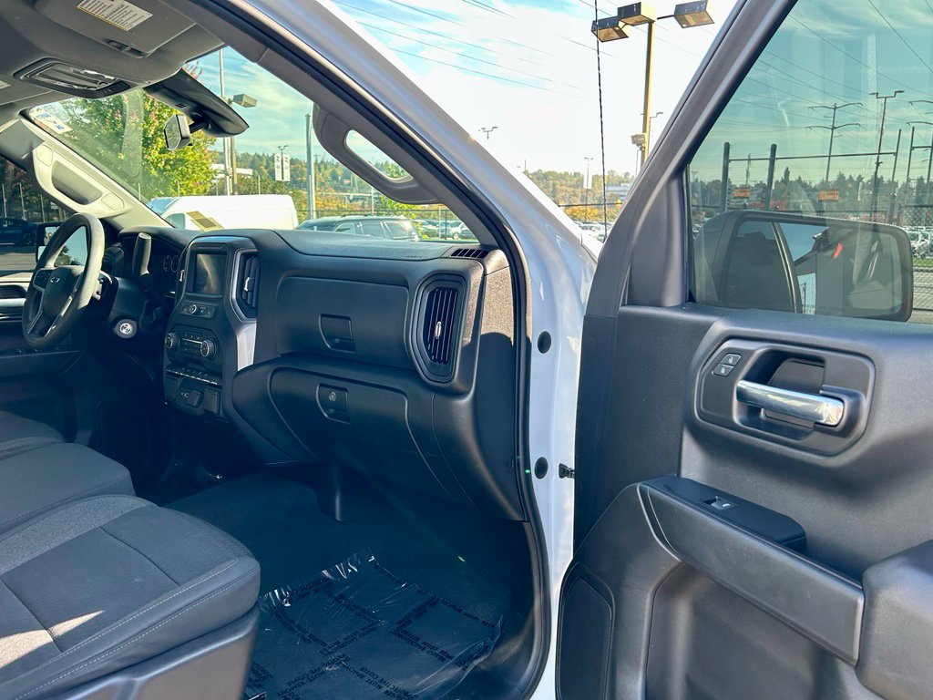 Used 2022 Chevrolet Silverado 1500 Custom w/ Rally Edition AWD/4WD image 15