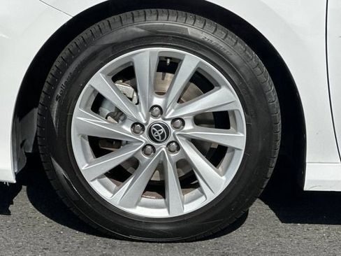 Used 2024 Toyota Camry LE image 28