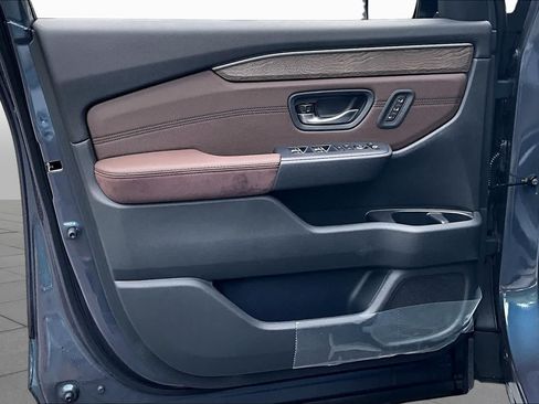 New 2026 Honda Pilot Elite image 13