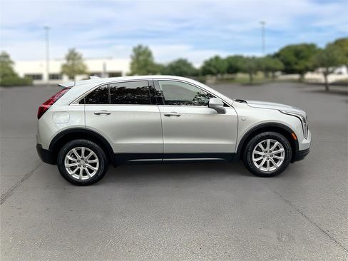 Certified 2021 Cadillac XT4 Luxury w/ Cold Weather Package image 7