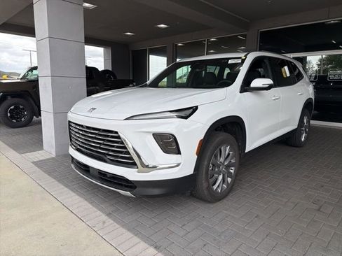 Used 2025 Buick Enclave Preferred image 1