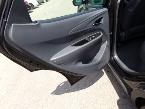 Used 2020 Chevrolet Bolt Premier image 19