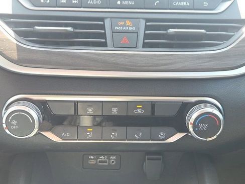 Used 2025 Nissan Altima 2.5 SV image 27