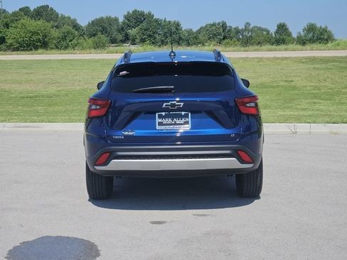 Used 2024 Chevrolet Trax LT w/ Driver Confidence Package FWD image 6