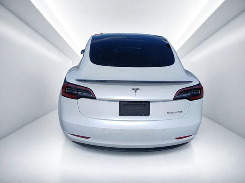 Used 2020 Tesla Model 3 Performance AWD/4WD image 4