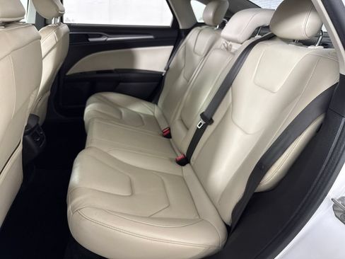 Used 2016 Ford Fusion Titanium FWD image 11