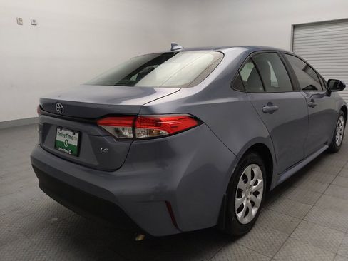 Used 2025 Toyota Corolla LE FWD image 9