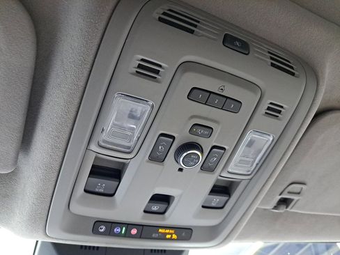 Used 2024 Cadillac Escalade Sport Platinum image 34