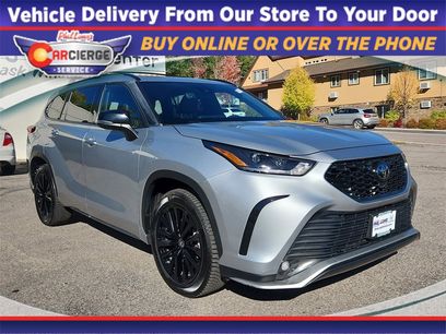 Used 2023 Toyota Highlander XSE