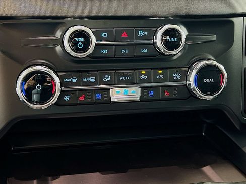 New 2026 Ford F350 Platinum AWD/4WD image 9