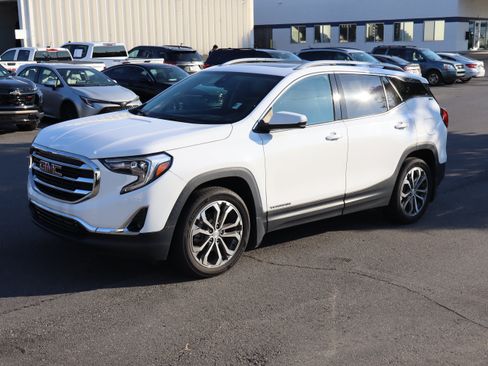 Used 2021 GMC Terrain SLT w/ Infotainment Package II FWD image 5