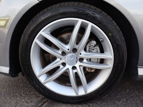Used 2013 Mercedes-Benz C 250 Sport image 41