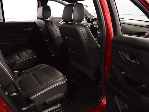 Used 2023 Chevrolet Traverse Premier w/ LPO, Floor Liner Package image 30