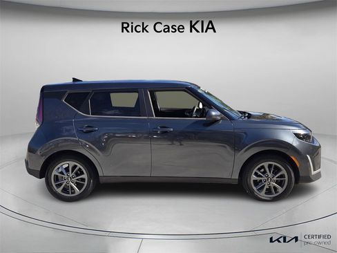 Certified 2023 Kia Soul LX image 4