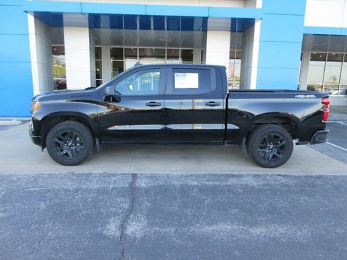 Certified 2024 Chevrolet Silverado 1500 Custom w/ LPO, Dark Essentials Package AWD/4WD image 2