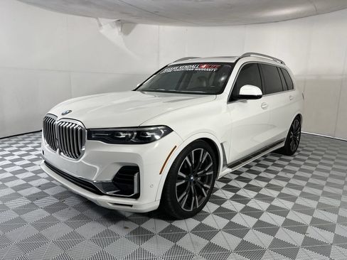 Used 2021 BMW X7 xDrive40i w/ Executive Package AWD/4WD image 4