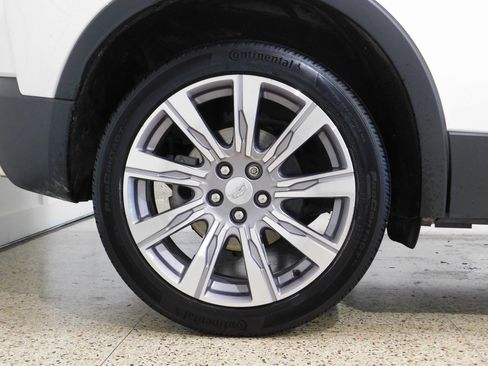 Used 2021 Cadillac XT4 Premium Luxury image 98