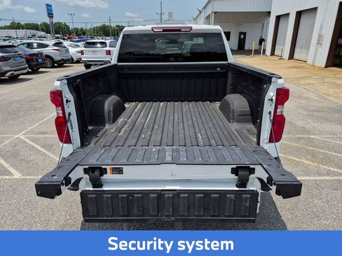 Used 2025 Chevrolet Silverado 1500 Custom RWD image 30