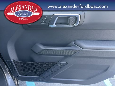 New 2025 Ford Bronco Base Convertible w/ Sasquatch Package image 15