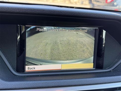 Used 2011 Mercedes-Benz E 350 4MATIC Sedan image 4