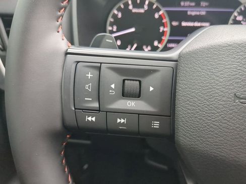 Certified 2025 Nissan Rogue SV AWD/4WD image 24