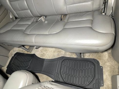 Used 1995 GMC Yukon SLE image 56