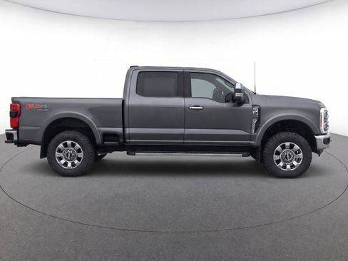 Used 2024 Ford F350 Lariat w/ Chrome Package AWD/4WD image 8
