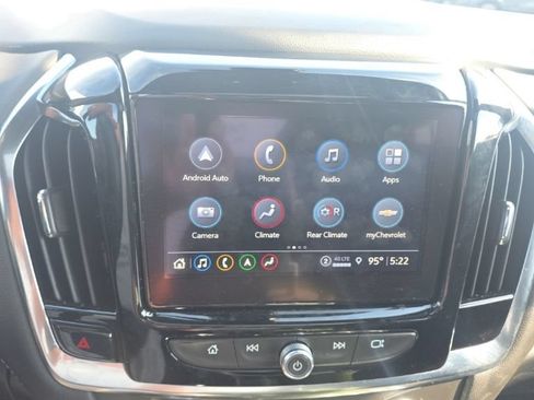 Used 2023 Chevrolet Traverse LT w/ LT Premium Package AWD/4WD image 15