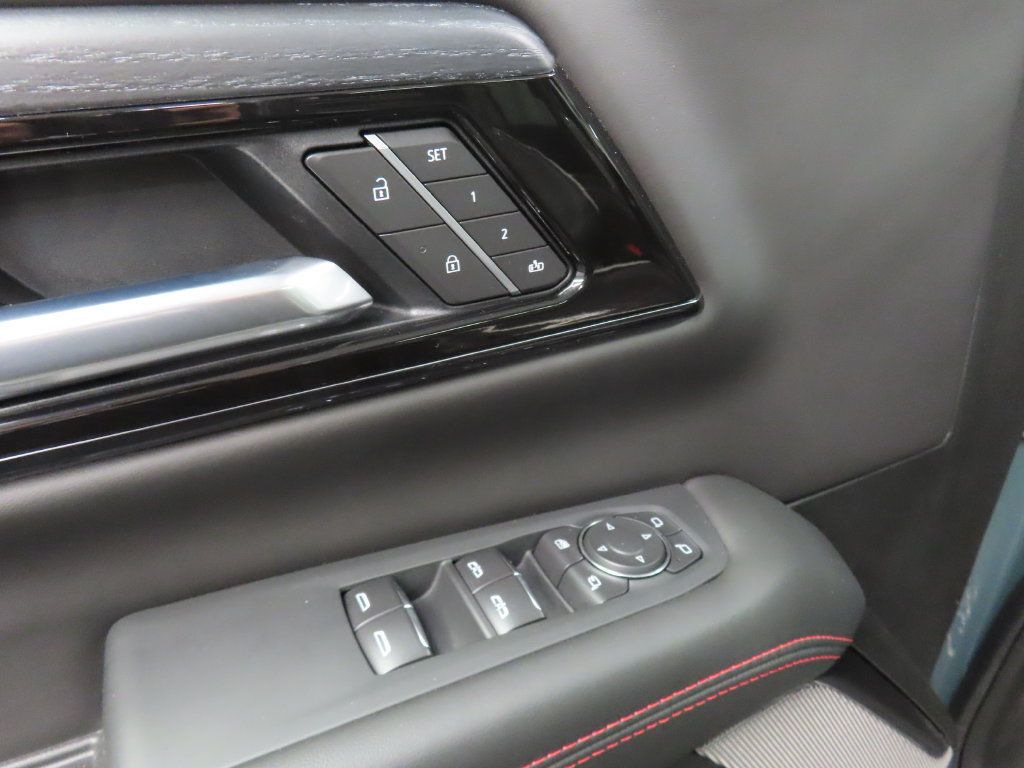 Used 2026 GMC Yukon XL AT4 Ultimate AWD/4WD image 58