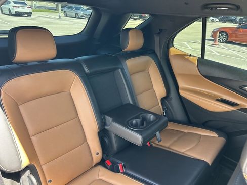 Used 2018 Chevrolet Equinox Premier image 48