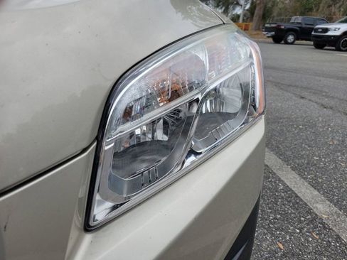 Used 2016 Chevrolet Trax LT image 10