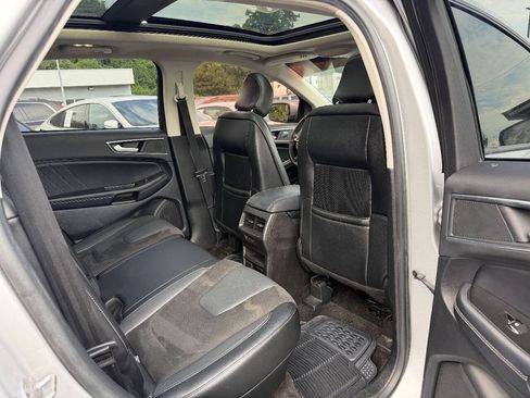 Used 2018 Ford Edge Sport w/ Equipment Group 401A AWD/4WD image 14