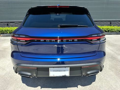 Used 2026 Porsche Macan AWD/4WD image 12