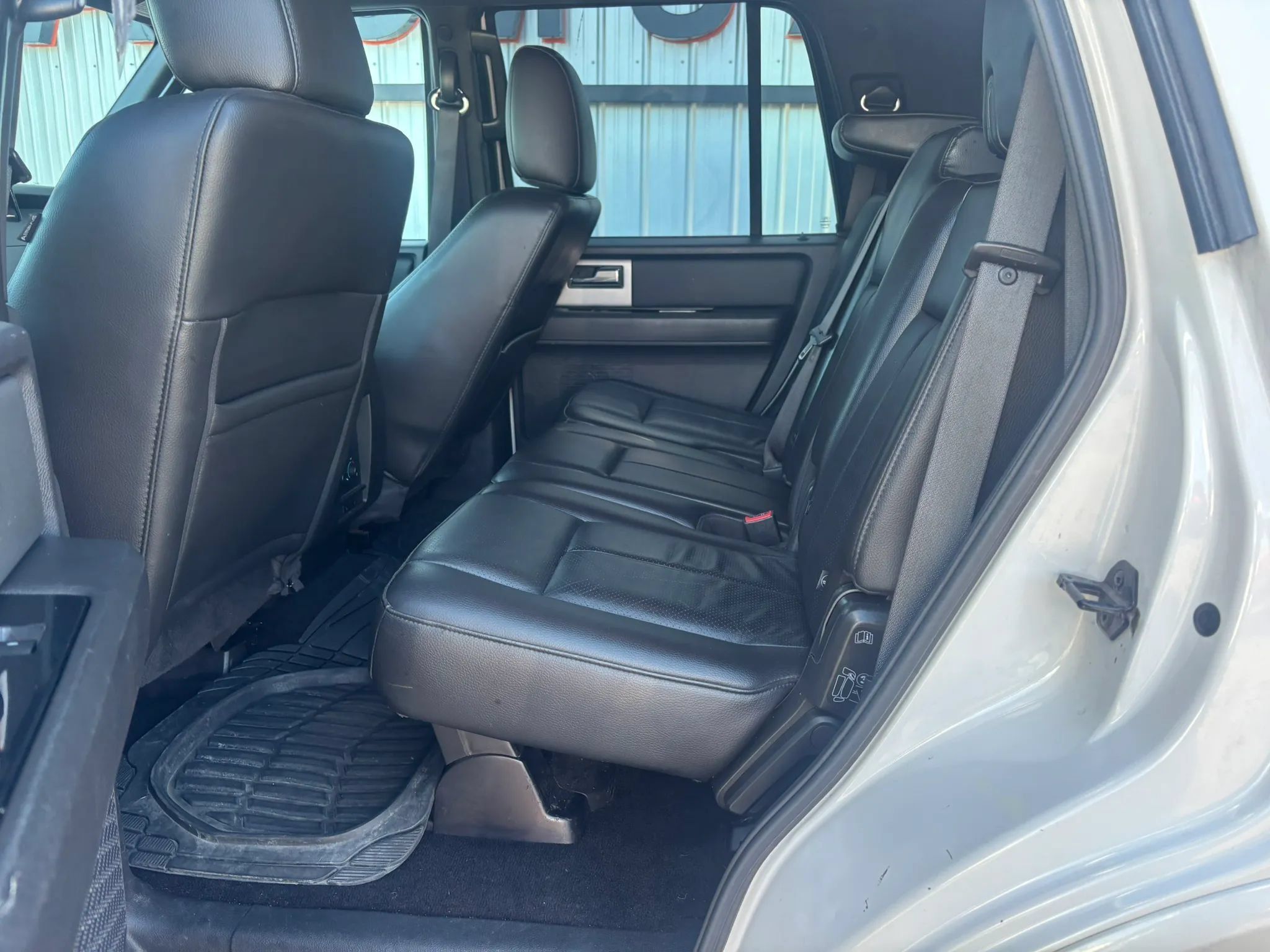 Used 2013 Ford Expedition Limited AWD/4WD image 18