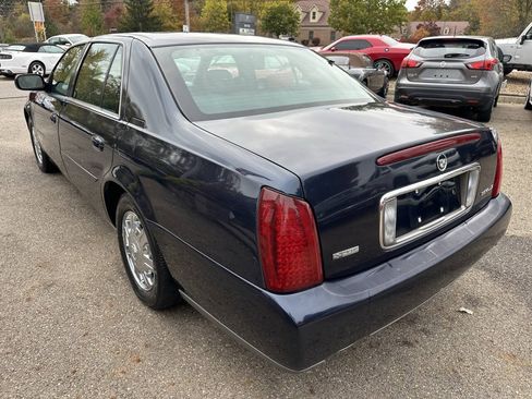Used 2004 Cadillac De Ville FWD image 4