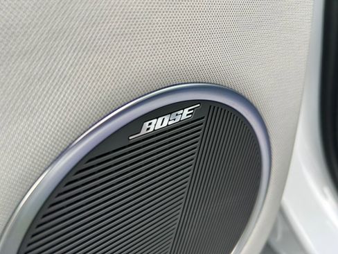 Used 2024 Hyundai Ioniq 5 Limited image 12